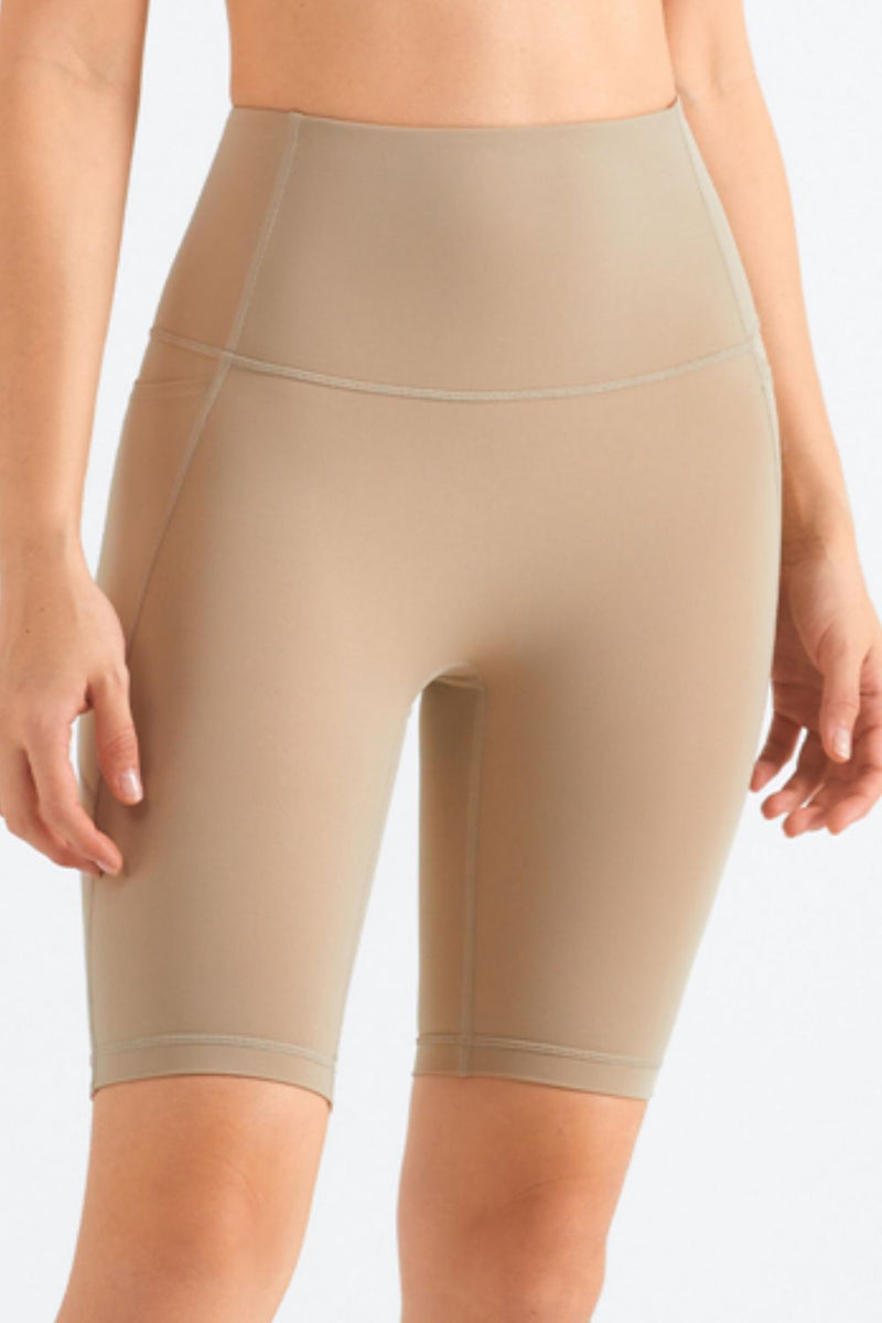 Feel Like Skin Elastic Waistband Pocket Biker Shorts - Maison Yoga