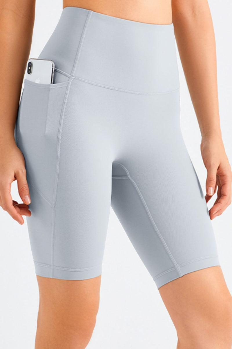 Feel Like Skin Elastic Waistband Pocket Biker Shorts - Maison Yoga